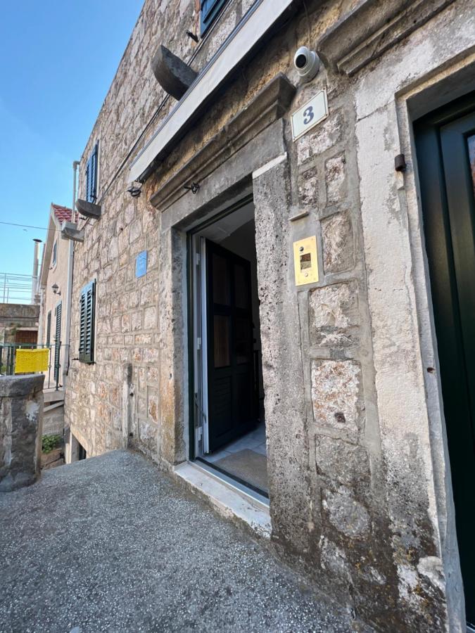 Residence Bella Stari Grad  Εξωτερικό φωτογραφία