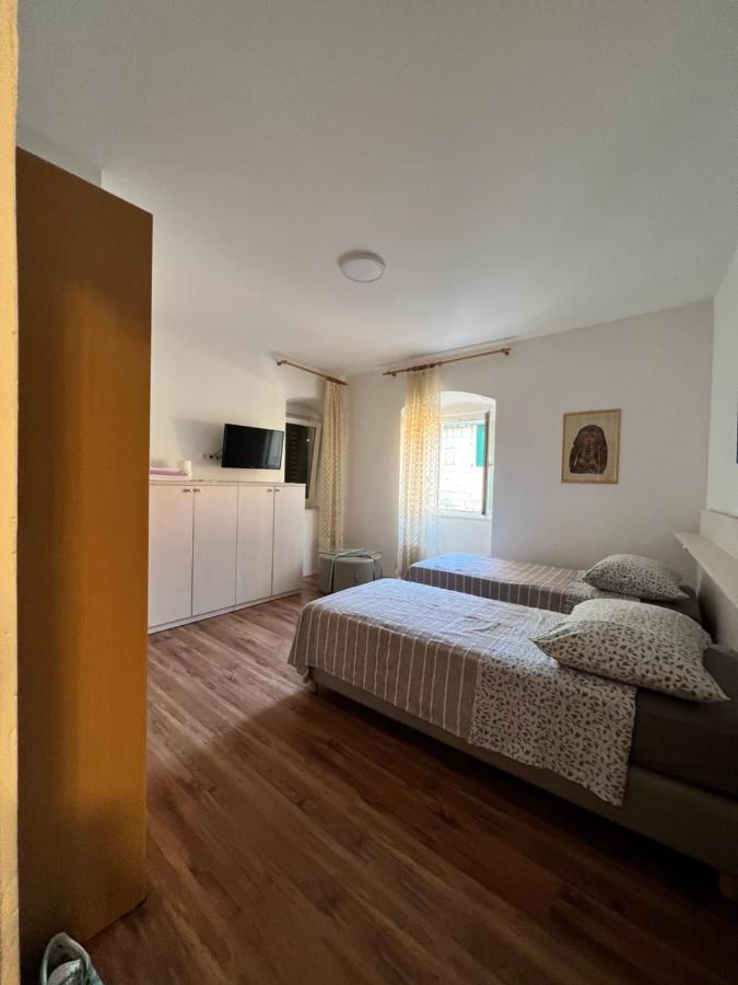 Residence Bella Stari Grad  Εξωτερικό φωτογραφία